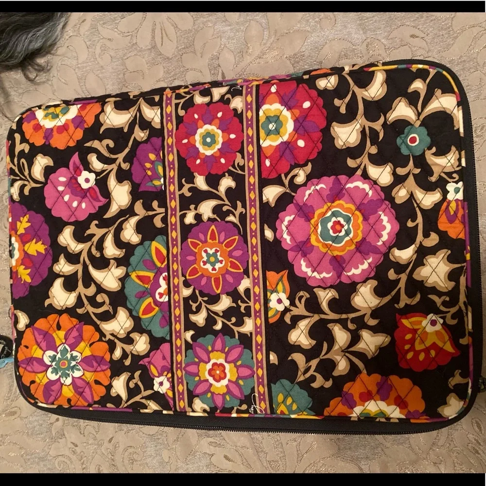 Vera Bradley laptop bag - Picture 1 of 3